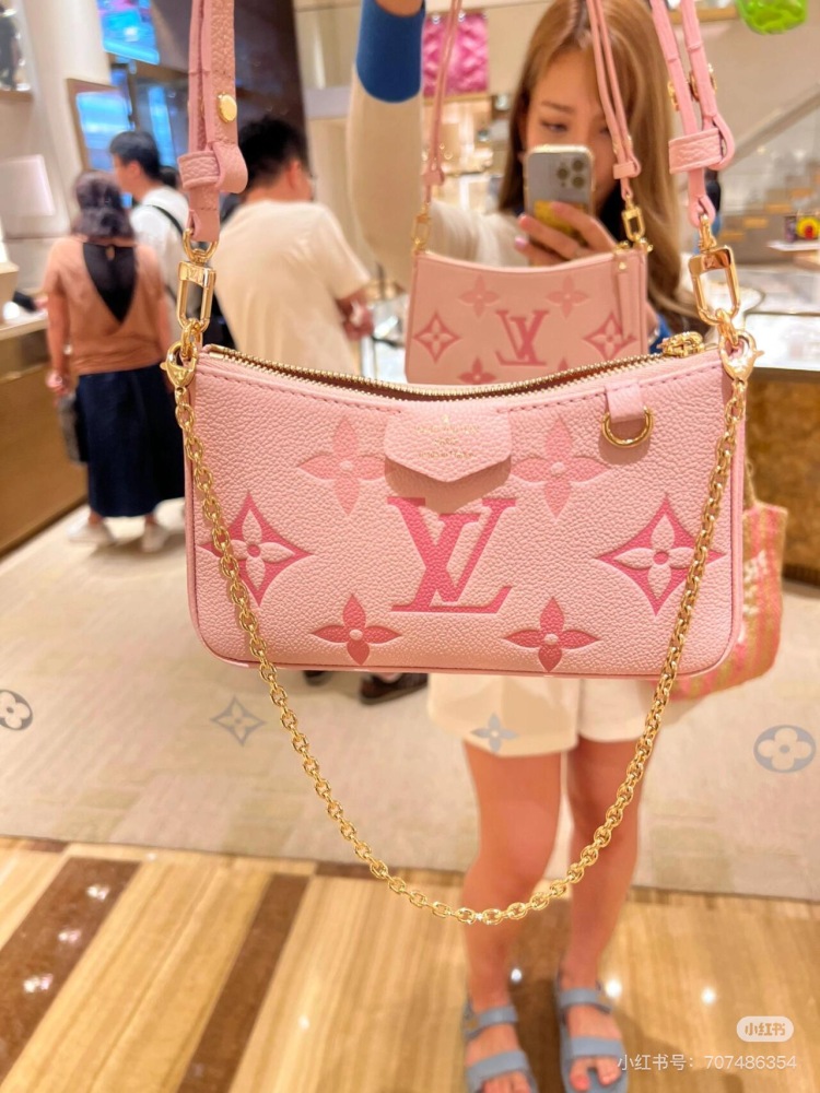 LV Pink Mahjong Bun