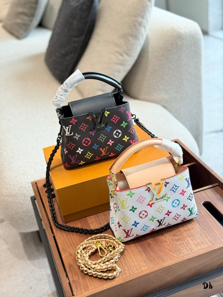 p255
LV black tri color white tri color hand-held shoulder bag 20cm with box
