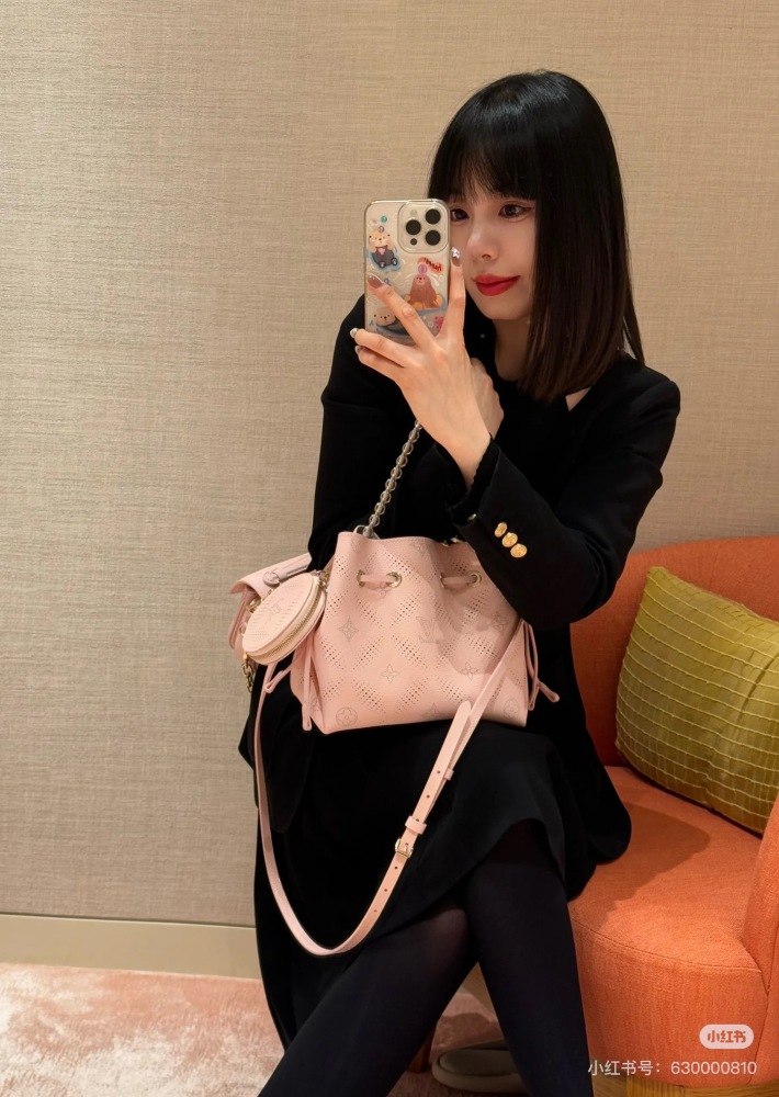 LV hollow bucket bag