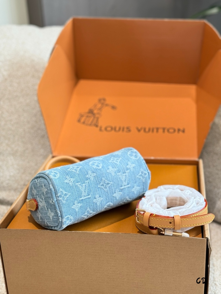 P230 Upgraded Version
Love the LV Denning Nanospeedy series so much!! LV's denim nano speedy is really loved
LV denim nano 24 new model
Cowboy Blue: The entire summer cool series looks super good
Always exuding a fashionable and sophisticated aura
Mi...