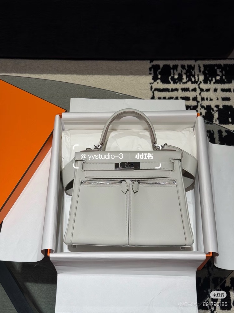 Hermes Kelly Luxury for the entire summer