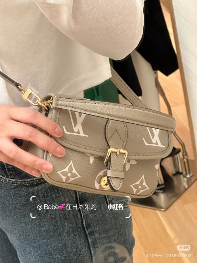 LV Mini Full Leather Stick