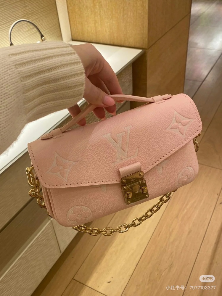 LV knows how to control women's hearts so well that pink is a must-have