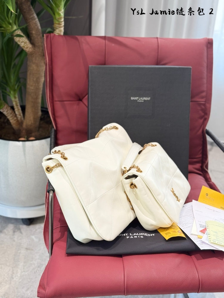 p250p260
SAINT LAURENT | New Chain Big Bag with Hundred Jamie "YSL New Big Bag JAMIE, your fashion savior has arrived! The ultra-fine sheepskin pattern feels comfortable and durable.
Jewelry grade craftsmanship metal chains, with exquisite details th...