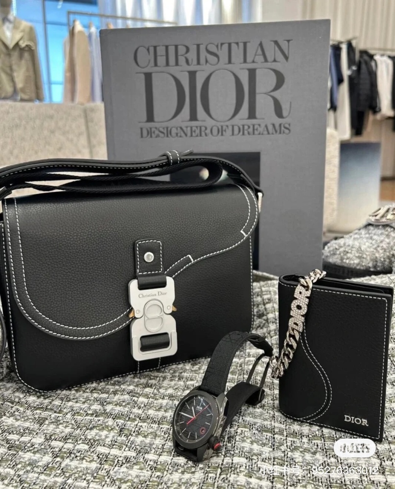 Dior men's crossbody bag