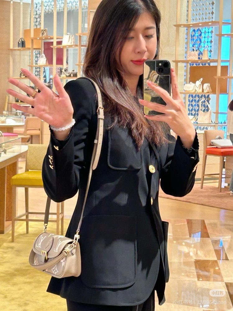 LV Mini Full Leather Stick