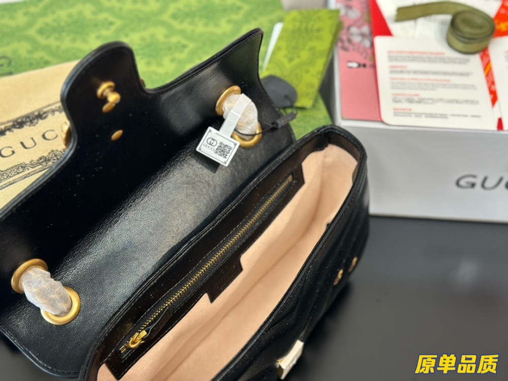 Complete packaging
Gucci's recent good-looking bags
Whether it's the sparkling diamond button 1955 or the new Marmont like puff cream, they are both the best choices for winter