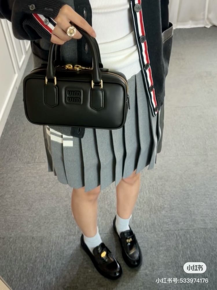 Miumiu mini bowling