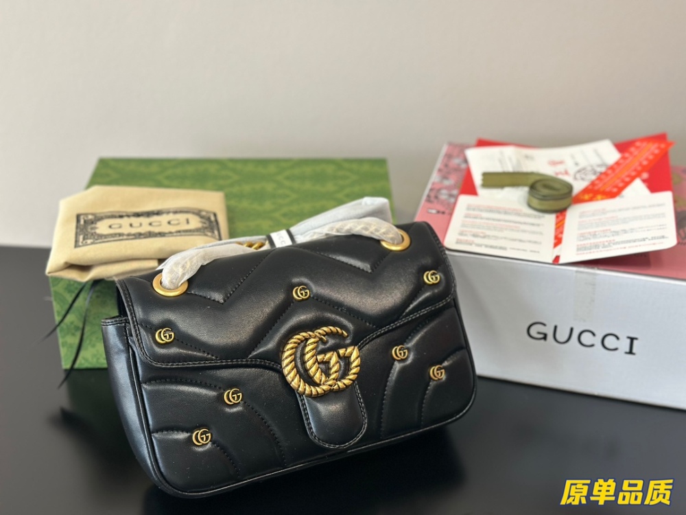 Complete packaging
Gucci's recent good-looking bags
Whether it's the sparkling diamond button 1955 or the new Marmont like puff cream, they are both the best choices for winter