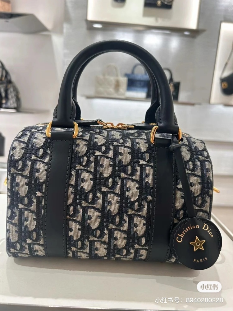 Dior bowling presbyopia