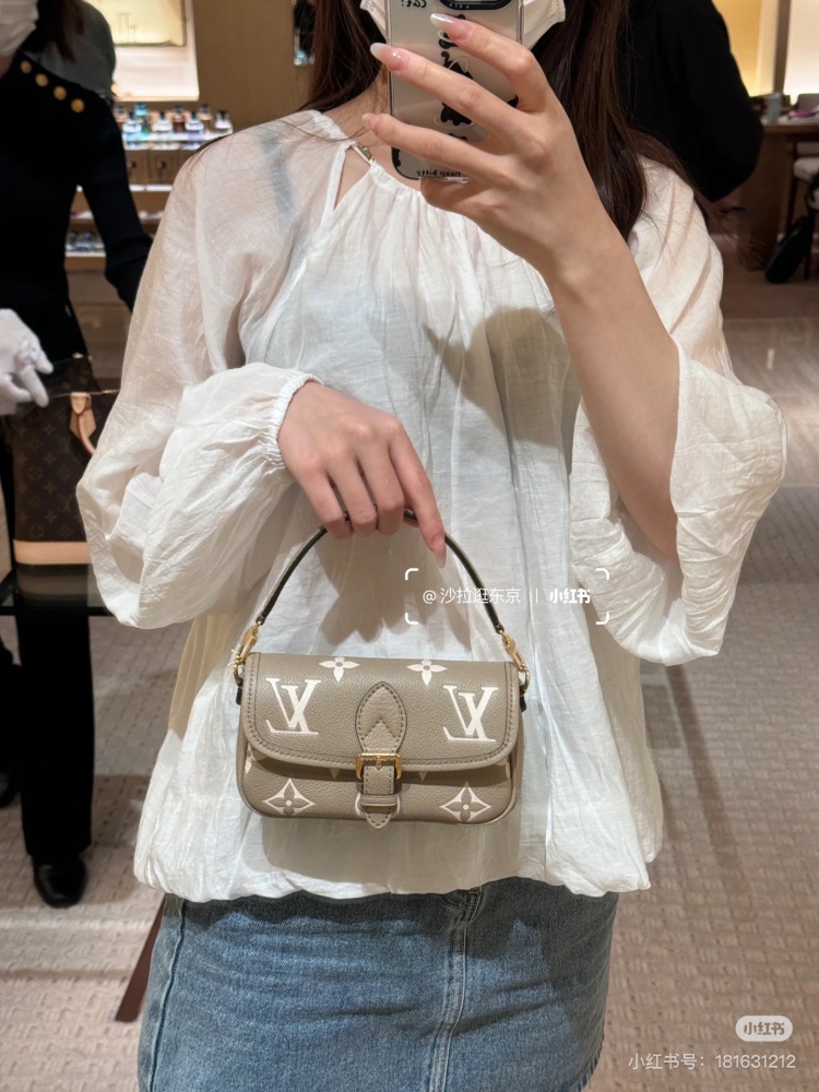 LV Mini Full Leather Stick