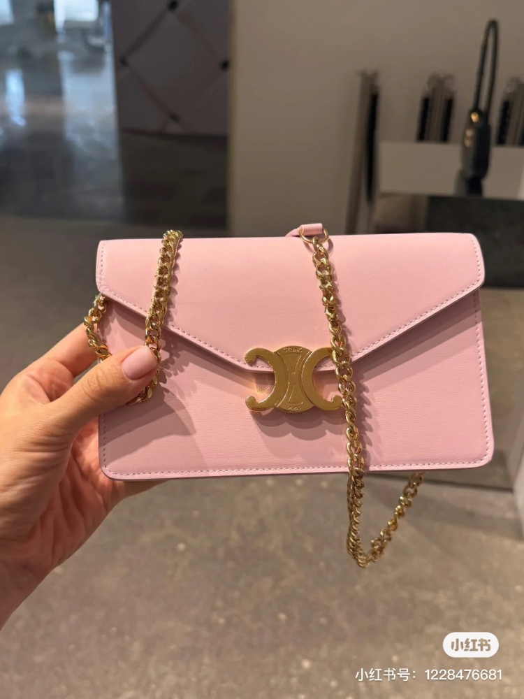 Celine envelope chain pack