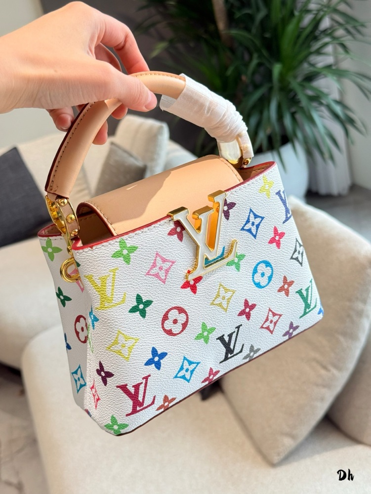 p255
LV black tri color white tri color hand-held shoulder bag 20cm with box