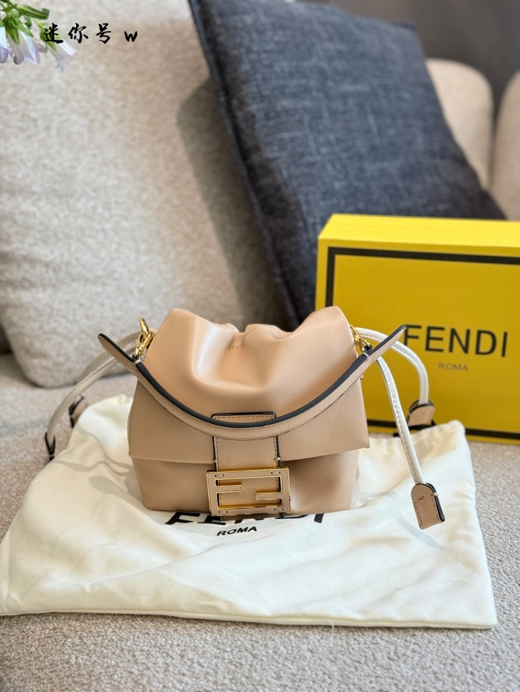 p245
Fendi New Mamma bag
The Fendi Mamma bag redesigned 25 years later. The small style is my favorite.
The timeless Fendi classic bag comes with a 16cm box