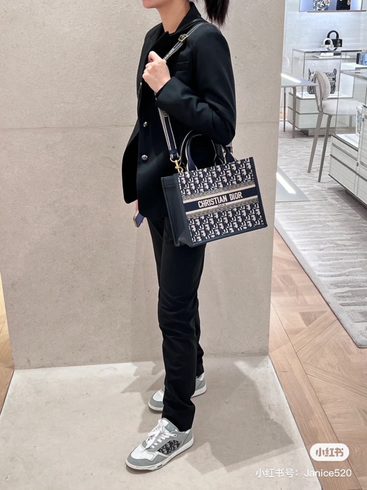 Dior small tote new shoulder strap