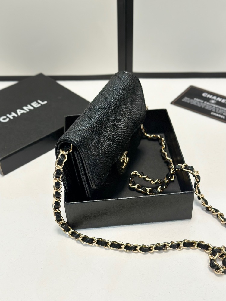 P130 color black gold black silver size 12x10CHANEL Chanel caviar cowhide small backpack fashionable and generous