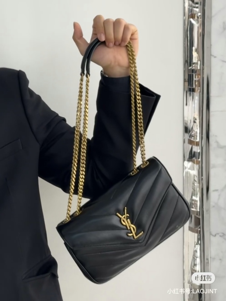 Ysl loulou bag is once again released, still a classic and timeless model. It is recommended to buy it