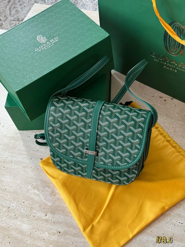 240 boxes
size：22*15cm
Goyard that can't stop at all
goyard
Isn't it a bit good-looking!
Goyard mailman bag! Do refined boys or relaxed girls have more backs?