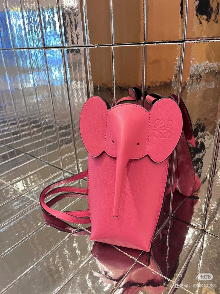 Loewe Elephant Phone Bag
