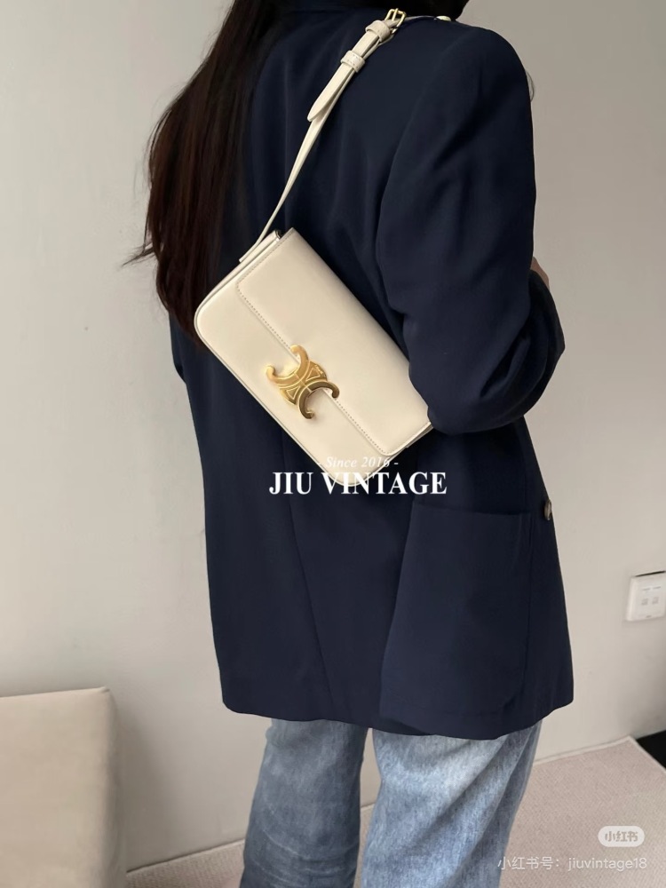 Celine, who carries the armpit bag and who looks good