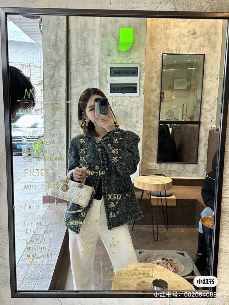 The actual Dior DJ is so beautiful and exquisite