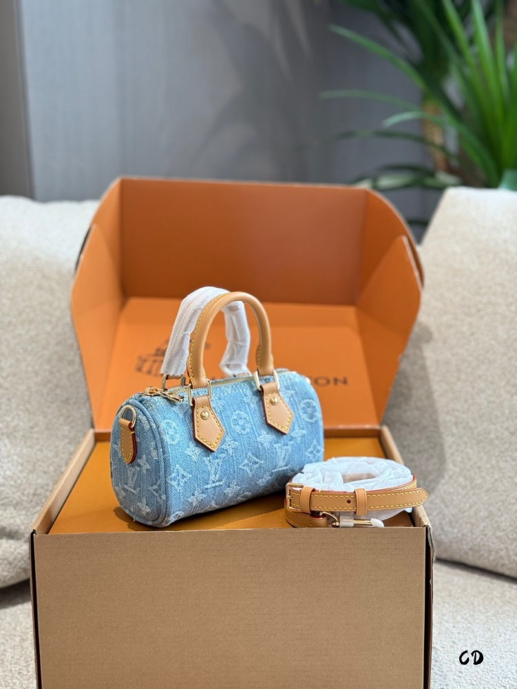 P230 Upgraded Version
Love the LV Denning Nanospeedy series so much!! LV's denim nano speedy is really loved
LV denim nano 24 new model
Cowboy Blue: The entire summer cool series looks super good
Always exuding a fashionable and sophisticated aura
Mi...