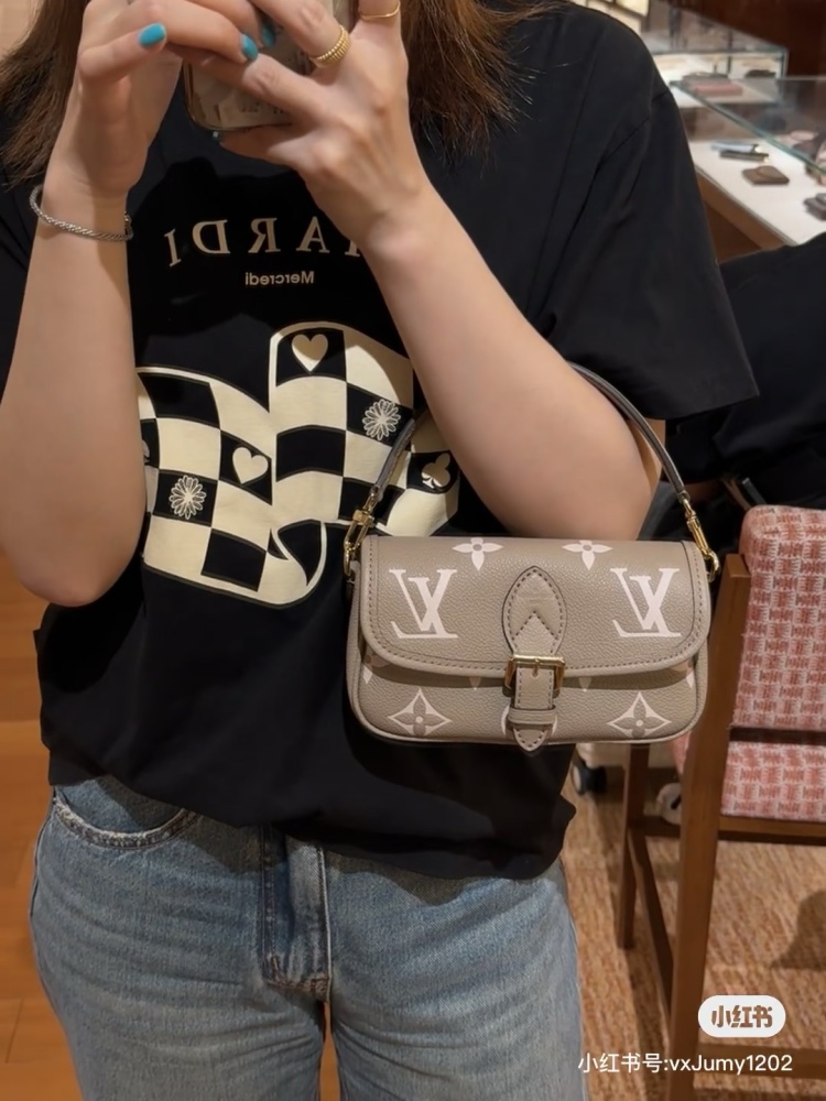 LV Mini Full Leather Stick