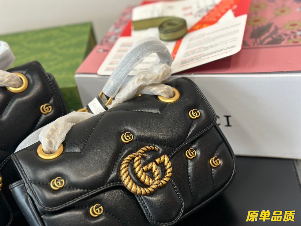 Complete packaging
Gucci's recent good-looking bags
Whether it's the sparkling diamond button 1955 or the new Marmont like puff cream, they are both the best choices for winter