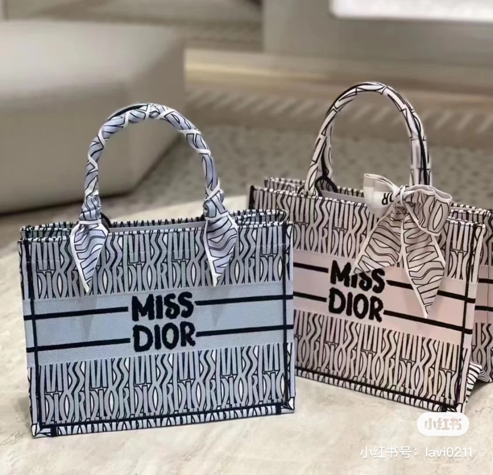 Dior Spring/Summer Tote Bag