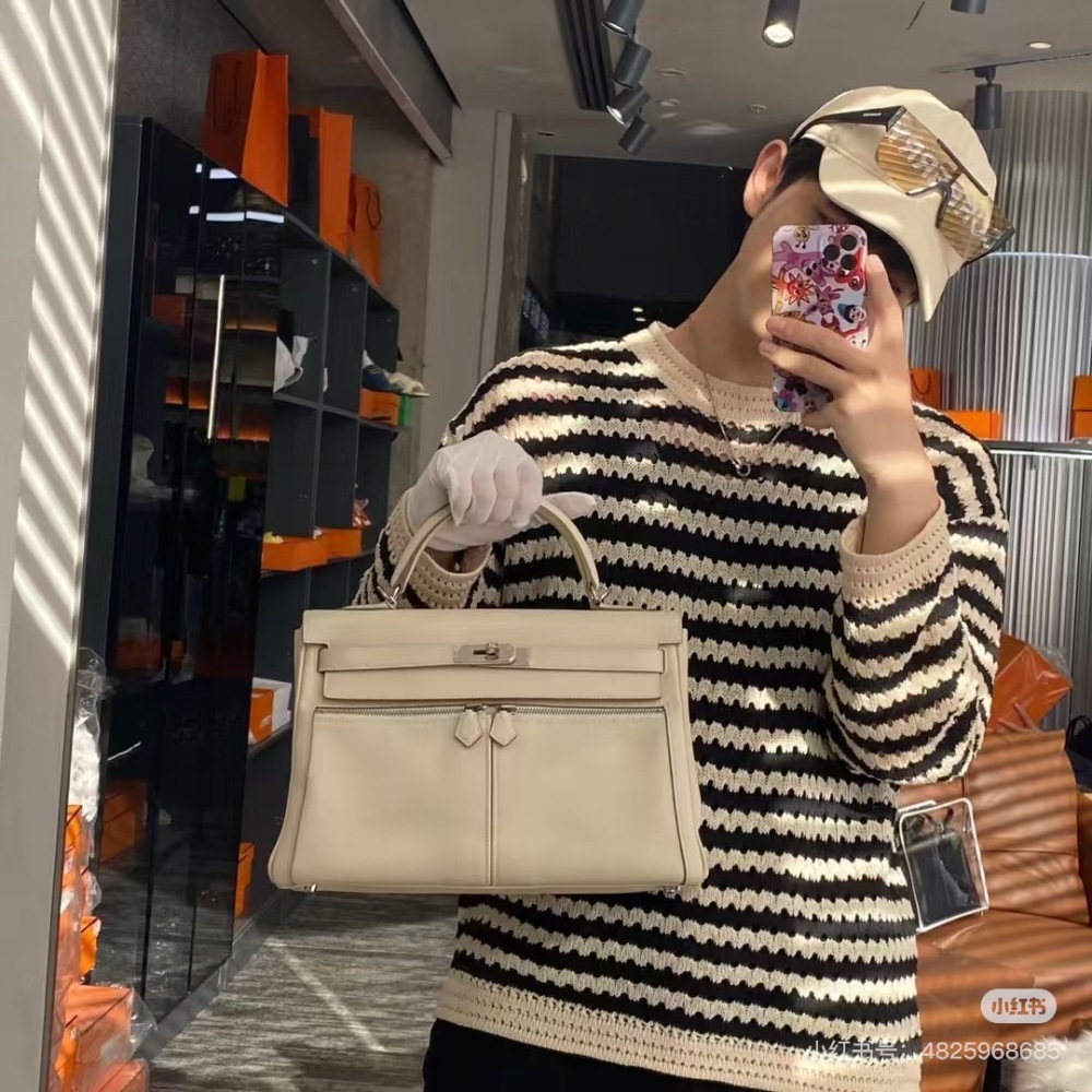 Hermes Kelly Luxury for the entire summer