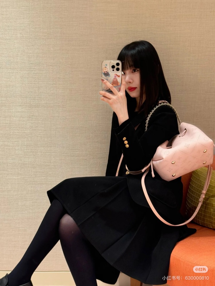 LV hollow bucket bag