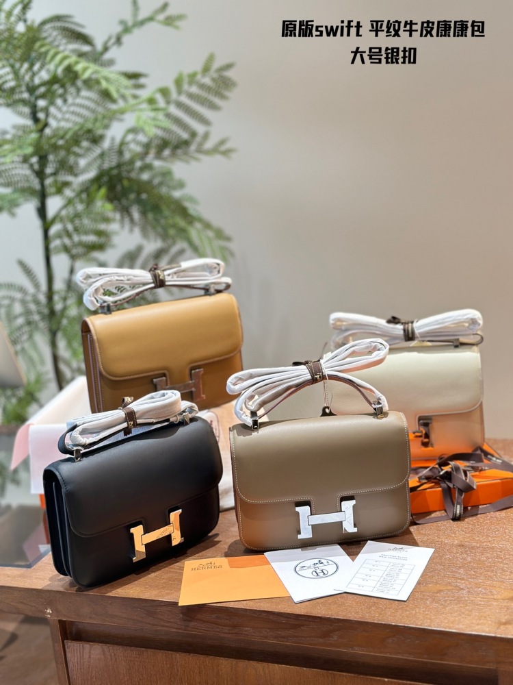 Original leather P310 counter packaging
The original Hermes Concon Swift bag is made of calf leather (soft cowhide)
The characteristics of the leather material are not small cowhide (soft cowhide), very soft, with delicate and smooth patterns, very g...