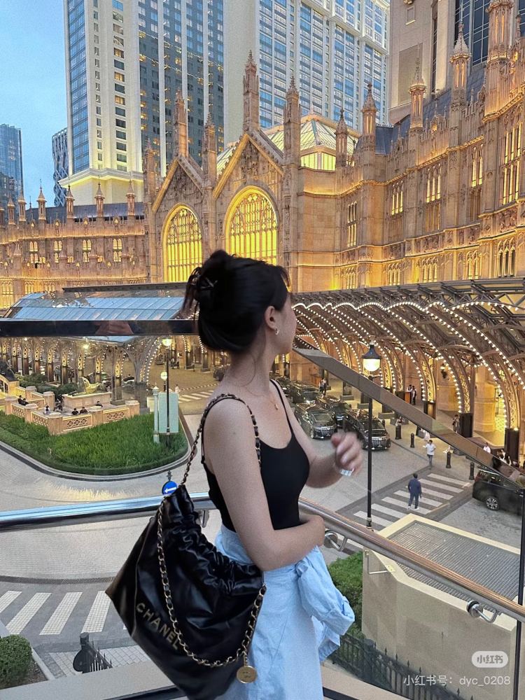 Chanel garbage bag is one of the must-have items for Grandma Xiang