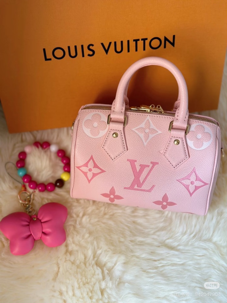LV Strawberry Nano