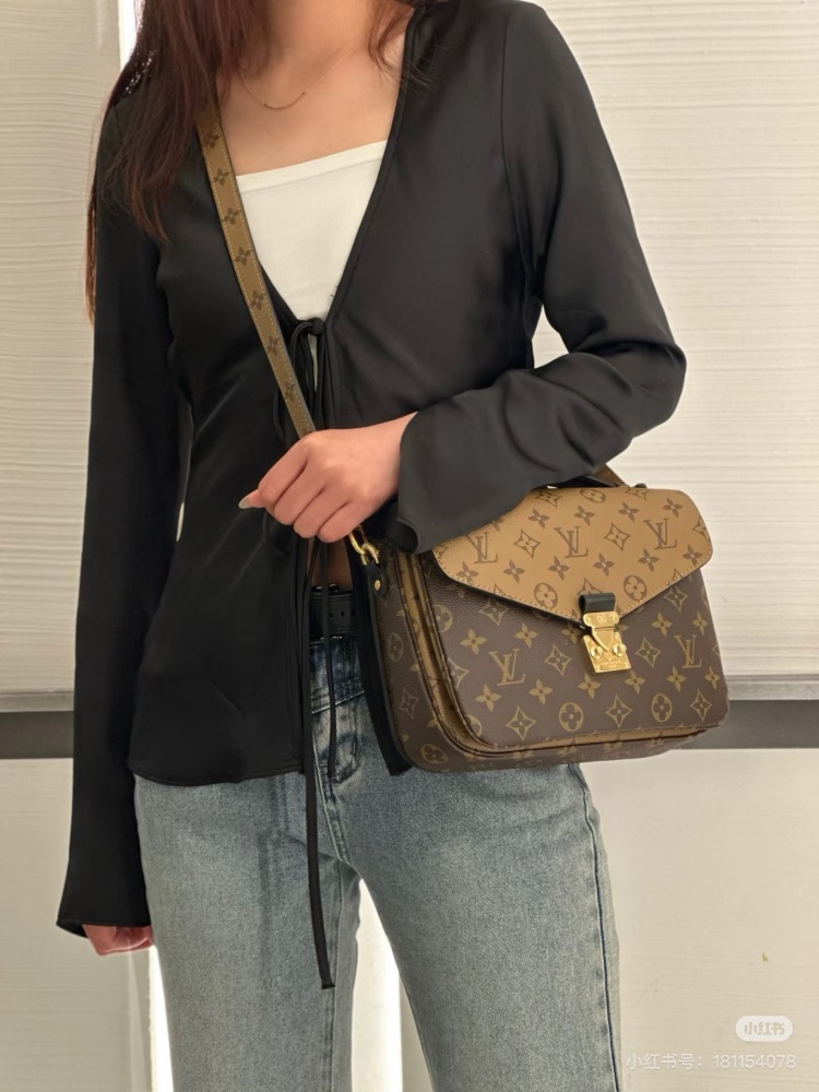 The first big brand bag in life, just choose the LV postman bag
Baozi, today we must give everyone the LV mailman bag! If you're struggling with what to buy for your first big brand handbag in life, it's definitely the right choice~
10 classic Monogr...
