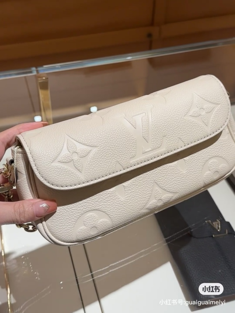 Super gentle milky white LV