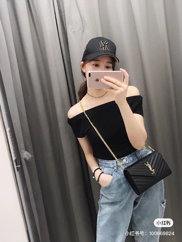 YSL envelope chain package