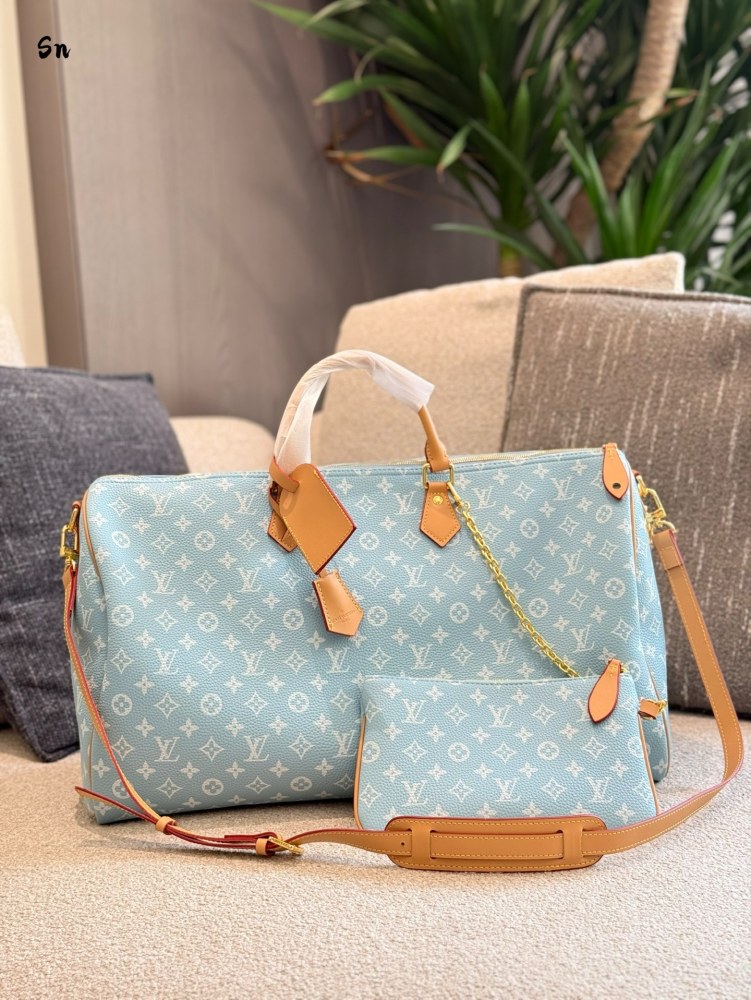 p300
LV Speedy P89 Keepall50 Apple Green Cross Shoulder Handbag
Who knows, my family! The LV Louis Vuitton travel bag is really crazy! The new 25 year model is here~Fresh mint green paired with classic Monogram pattern, high-end and eye-catching, alw...
