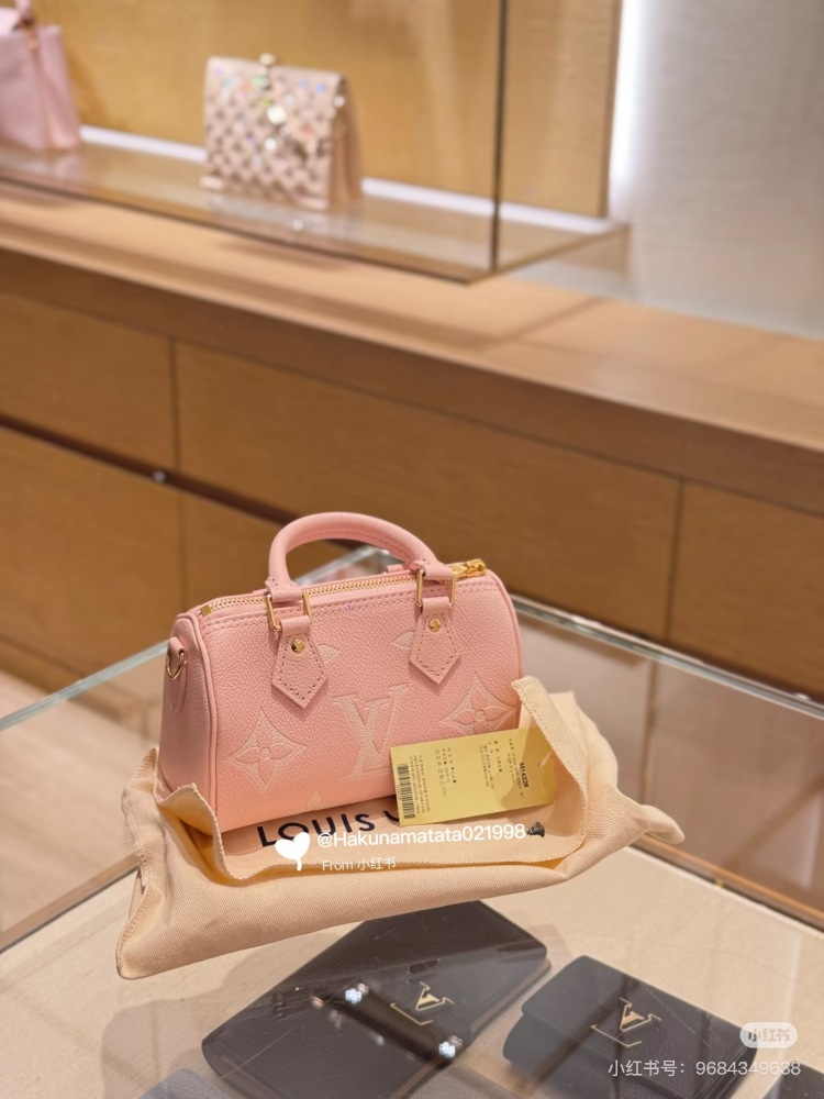 LV Strawberry Nano