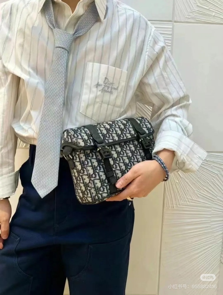 Dior Classic Old Flower Postman Bag