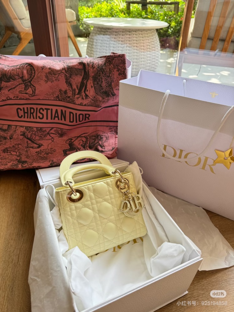 Dior 3 Queen Bag