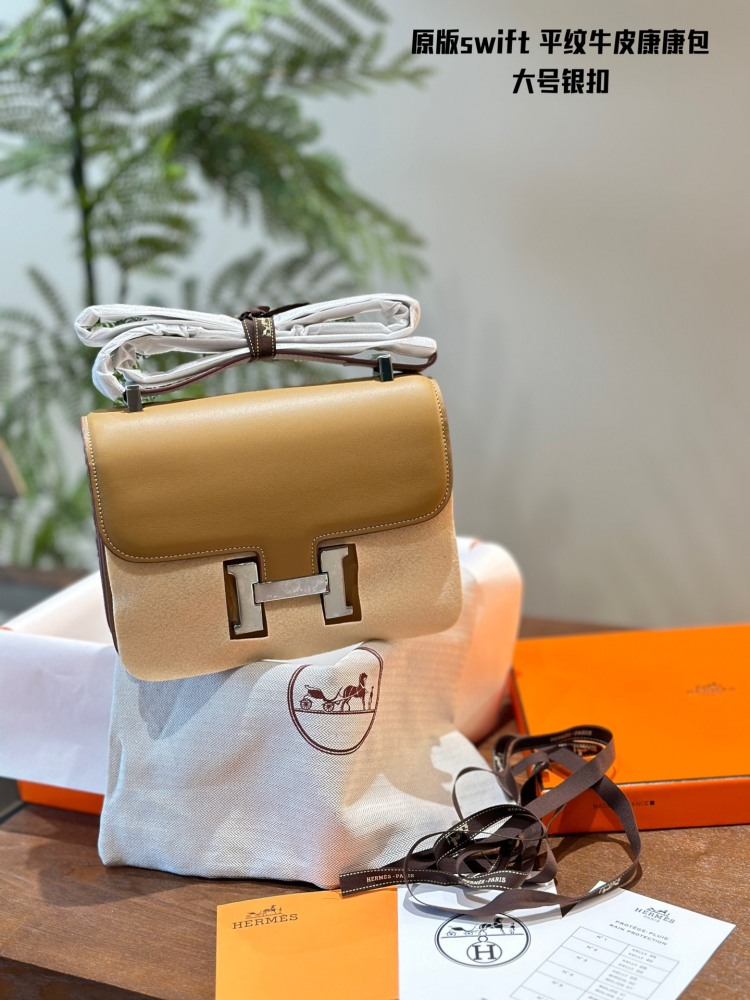 Original leather P310 counter packaging
The original Hermes Concon Swift bag is made of calf leather (soft cowhide)
The characteristics of the leather material are not small cowhide (soft cowhide), very soft, with delicate and smooth patterns, very g...