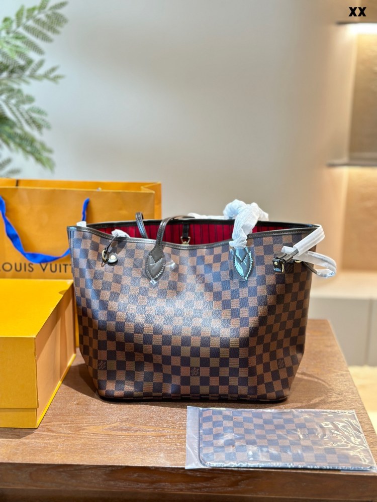 P255 color changing skin
Lv Neverfull Medium Shopping Bag! An entry-level style! An absolute lifetime payment! This classic is self-evident! Street photography and practicality are both very popular choices! After you receive it, you can feel the cle...