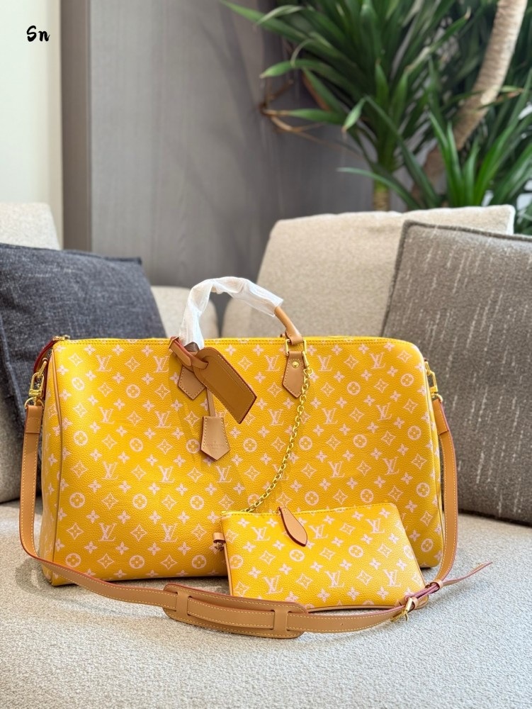 p300
LV Speedy P89 Keepall50 Apple Green Cross Shoulder Handbag
Who knows, my family! The LV Louis Vuitton travel bag is really crazy! The new 25 year model is here~Fresh mint green paired with classic Monogram pattern, high-end and eye-catching, alw...