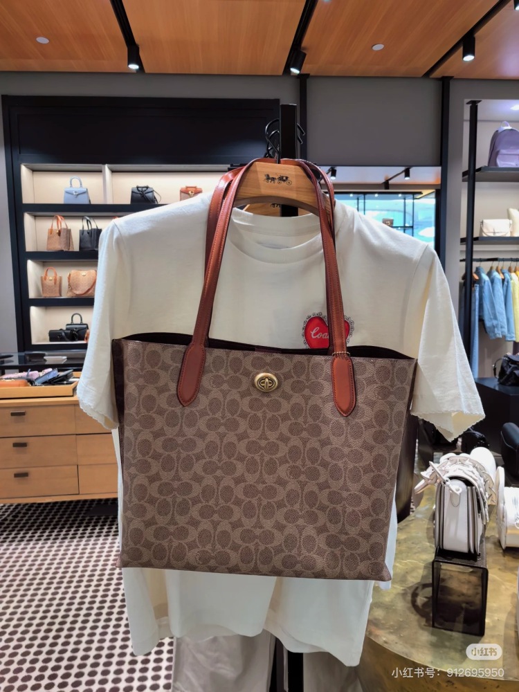 Coach shopping bag tote bag