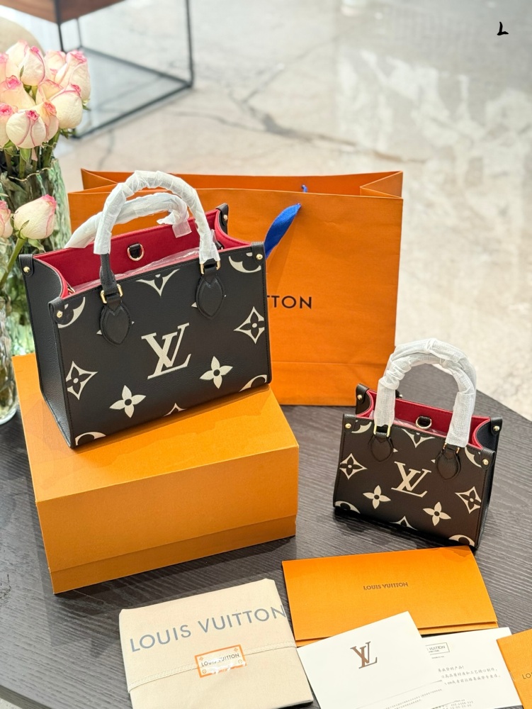 p265p245
LV on the gomini tote bag
Jungle Series
Crafty on the go advanced relief embossing gradient color
The King of Price Comparisons is a fantastic bag design inspired by the street brand that parodies Lv. Once upon a time, Louis VII ltton will f...