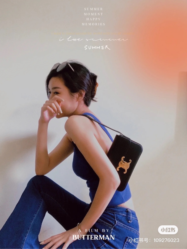Celine Arc de Triomphe Underarm Bag | Upper Body Picture
The long delayed upper body image is here+
To be honest, it's truly fragrant+
This is just for the sake of observation. When it comes to the small body, the capacity is actually quite large
Bas...