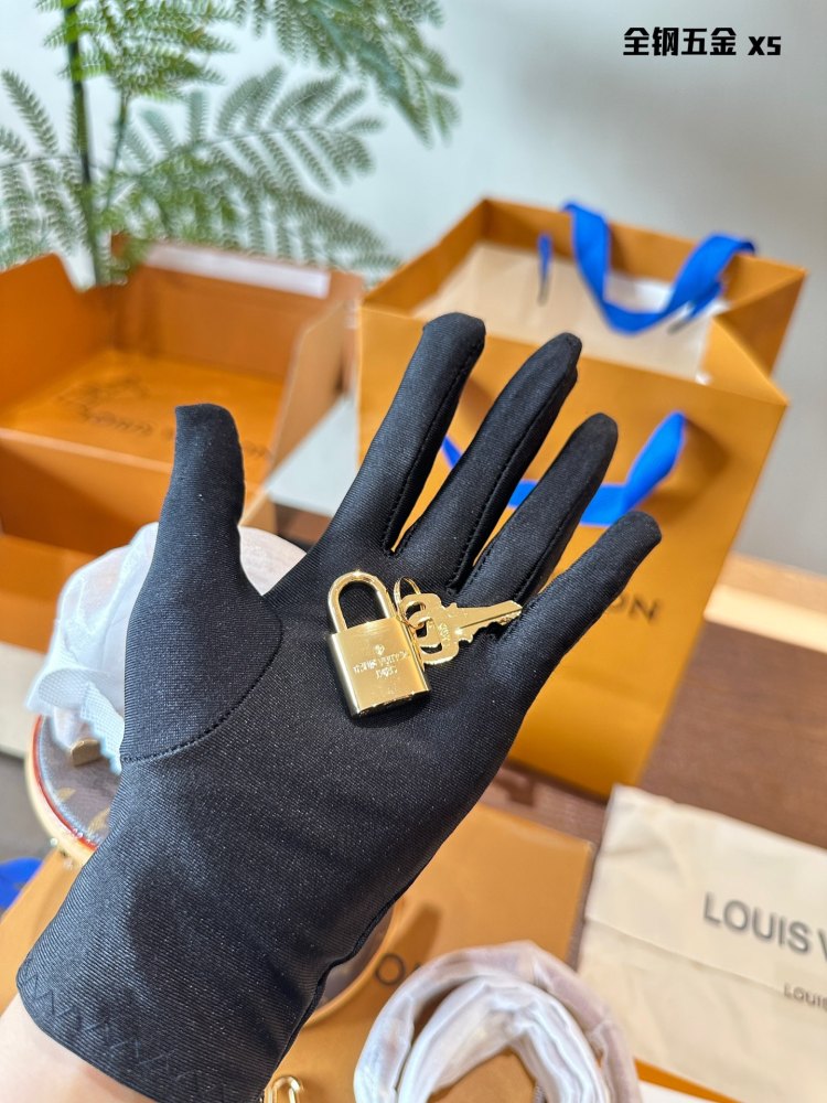 Top grade original all steel hardware for p310
LV's new nano wealth bucket
Don't be too likable, the kind that lasts for thousands of years at a glance. #Iv new nano 12 × 15 with box