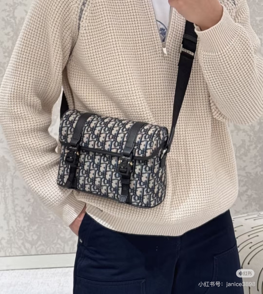 Dior Classic Old Flower Postman Bag
