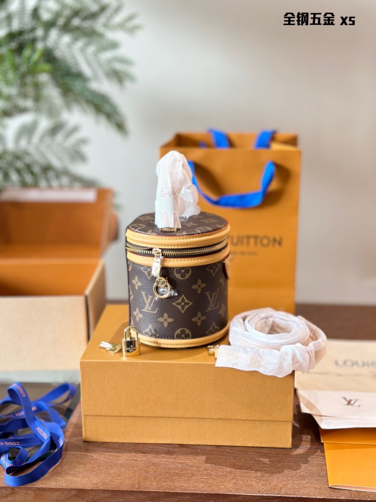 Top grade original all steel hardware for p310
LV's new nano wealth bucket
Don't be too likable, the kind that lasts for thousands of years at a glance. #Iv new nano 12 × 15 with box